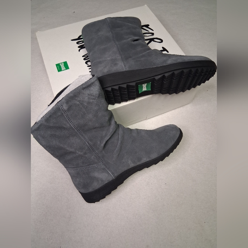 Cougar Gray Winter Boots - Picture 3 of 9